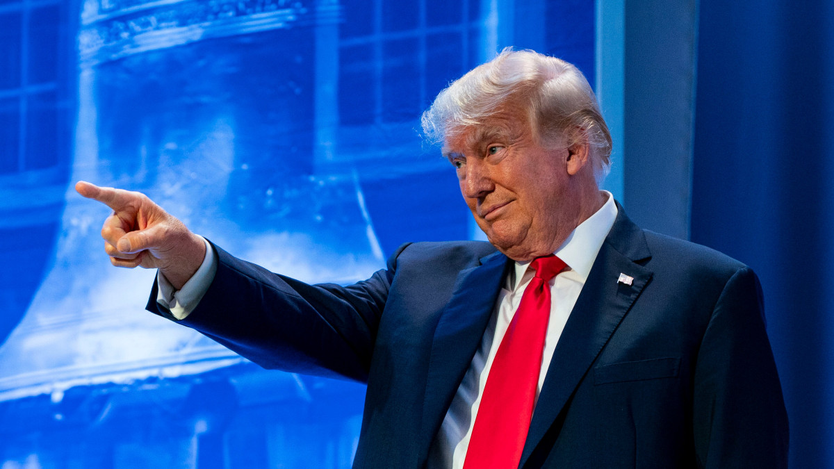 Trump sugere avanço nas negociações de paz no Oriente Médio