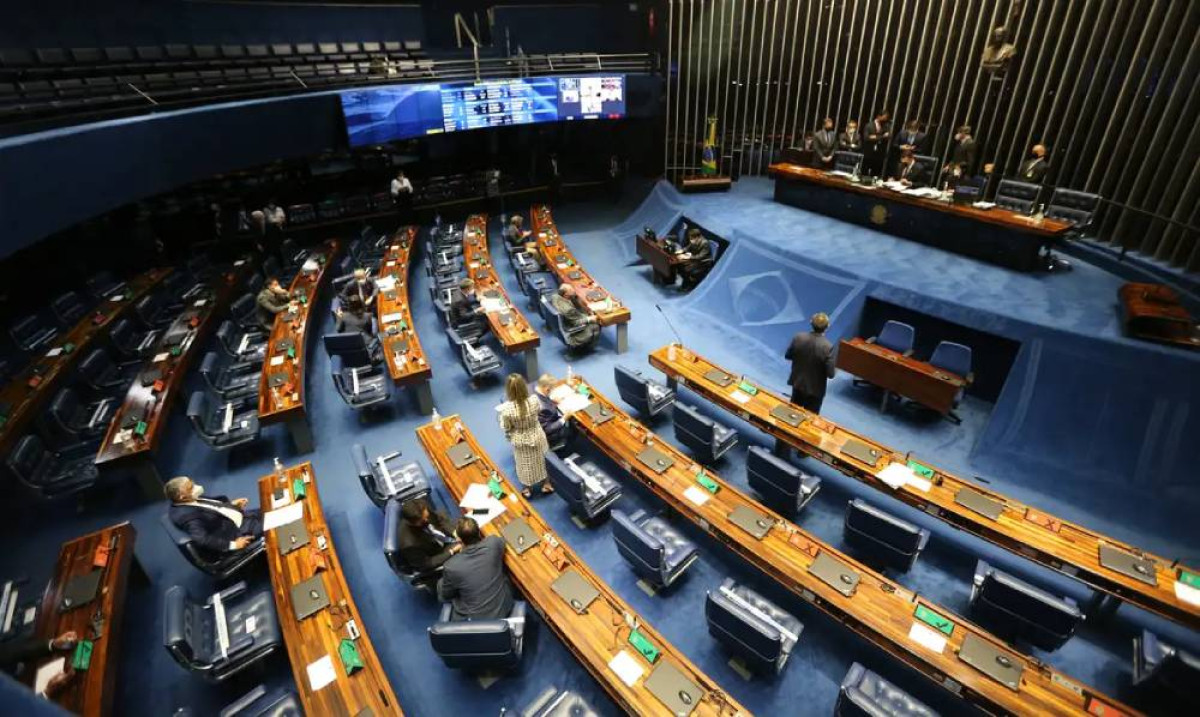 Senado aprova projeto que libera MEI para servidores públicos