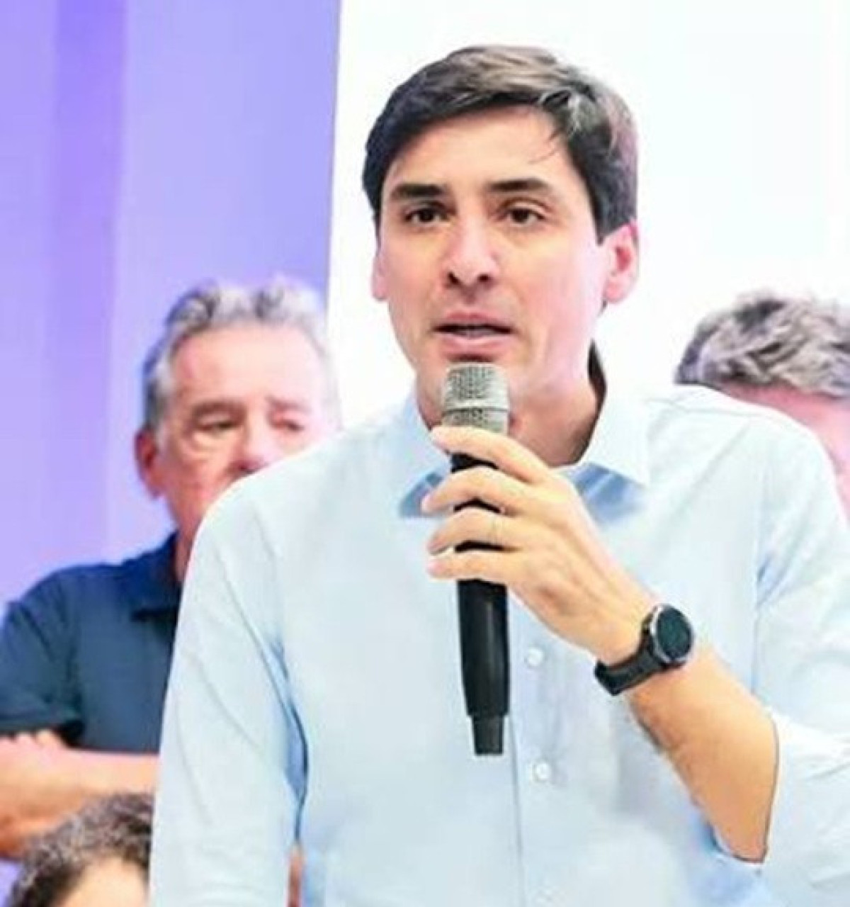Candidato a vice-governador, Carlos Costa afirma que governo Raquel Lyra tem o bolsonarismo no seu DNA