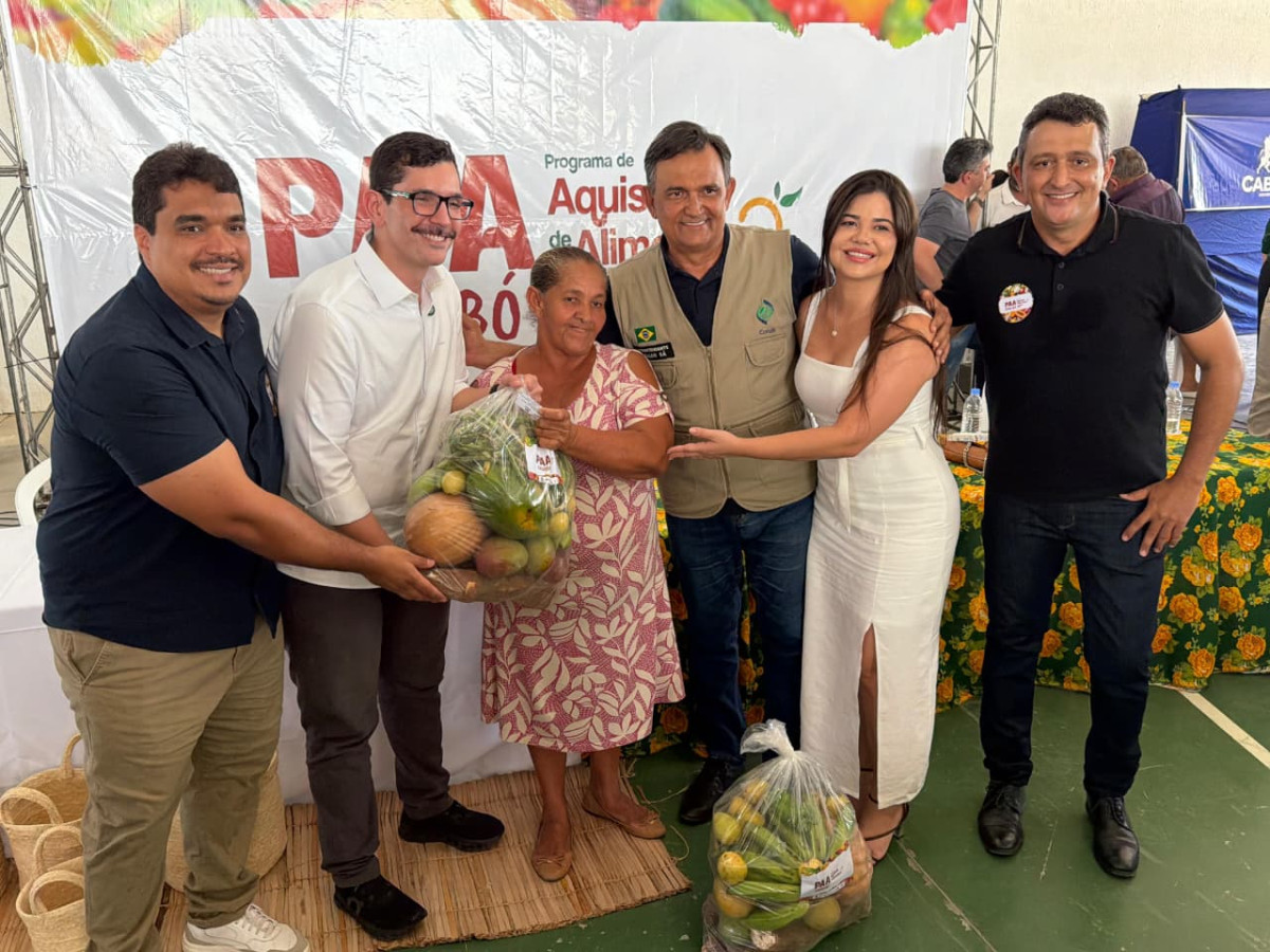 No Sertão, Eriberto Filho acompanha entrega de mais de 12 toneladas de alimentos da Conab