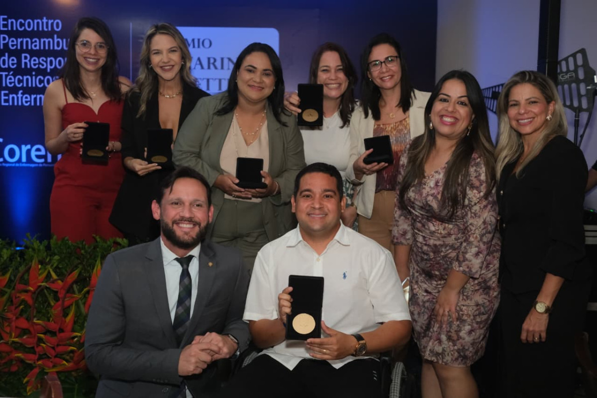 Coren-PE premia atuação de Responsáveis Técnicos de Enfermagem de todo o estado